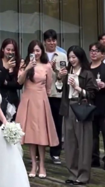 ◣แทยอนหล่อนะคะ◢ tweet media