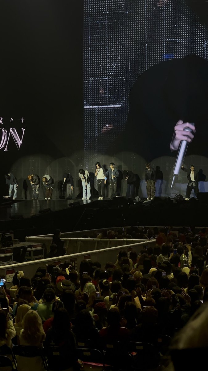 nabijihoon's tweet photo. D-2 soundcheck done 🥲 https://t.co/C68NkAsjWS