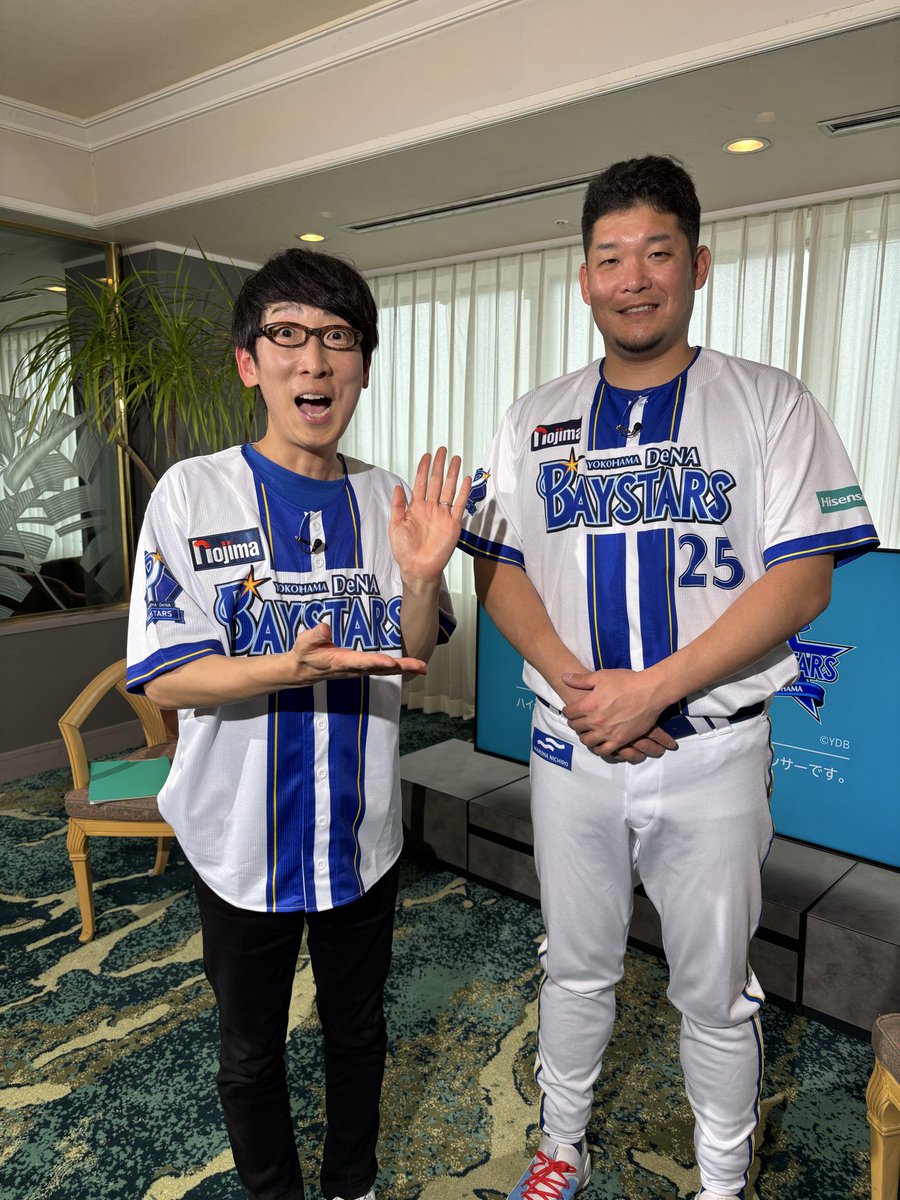 DHyoshikawa's tweet image. ベイスターズCS第1戦6-2で勝ちました!

筒香選手2本のホームランとタイムリー！4安打3打点！すごすぎます！蝦名選手タイムリー！牧選手タイムリー！祐大選手犠飛！

ケイ投手＆伊勢投手＆森原投手ナイスピッチング！

さぁ明日も勝って甲子園に行くぞー！！！

#baystars