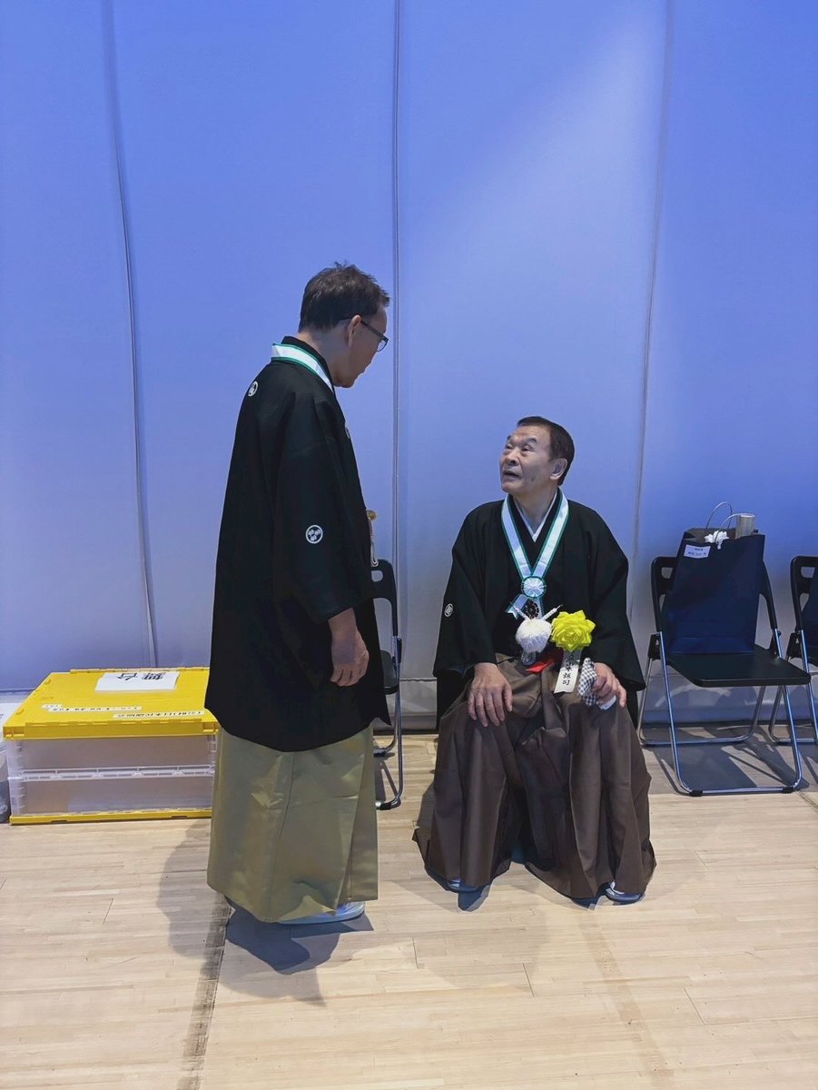 ITOTAKiO's tweet photo. 【ご報告】公益財団法人日本民謡協会様より、弊社所属・伊藤多喜雄が民謡歌手 山本謙司様とともに「名人位」を賜りました。
身に余る光栄に、日頃よりご支援賜る皆様へ心より御礼申し上げます。

株式会社伊藤多喜雄音楽事務所
代表取締役社長 加藤純子 https://t.co/o0oIs7t5pI