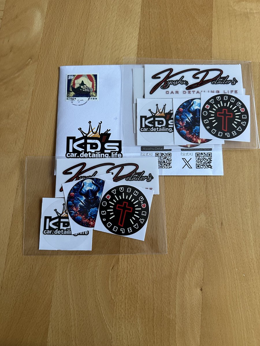 やっちまった😂
またでかいサイズでプリントしてしまった
＿|￣|○ il||li

シンさんのステッカーもとどいてた✨