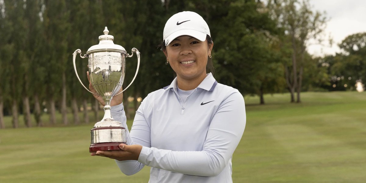 Anna Huang s’offre le Lacoste Ladies Open de France

Pour lire l'article : swing-feminin.com/anna-huang-sof…

#LacosteLadiesOpen #LET #AnnaHuang #GolfFeminin #CelineBoutier #NastasiaNadaud