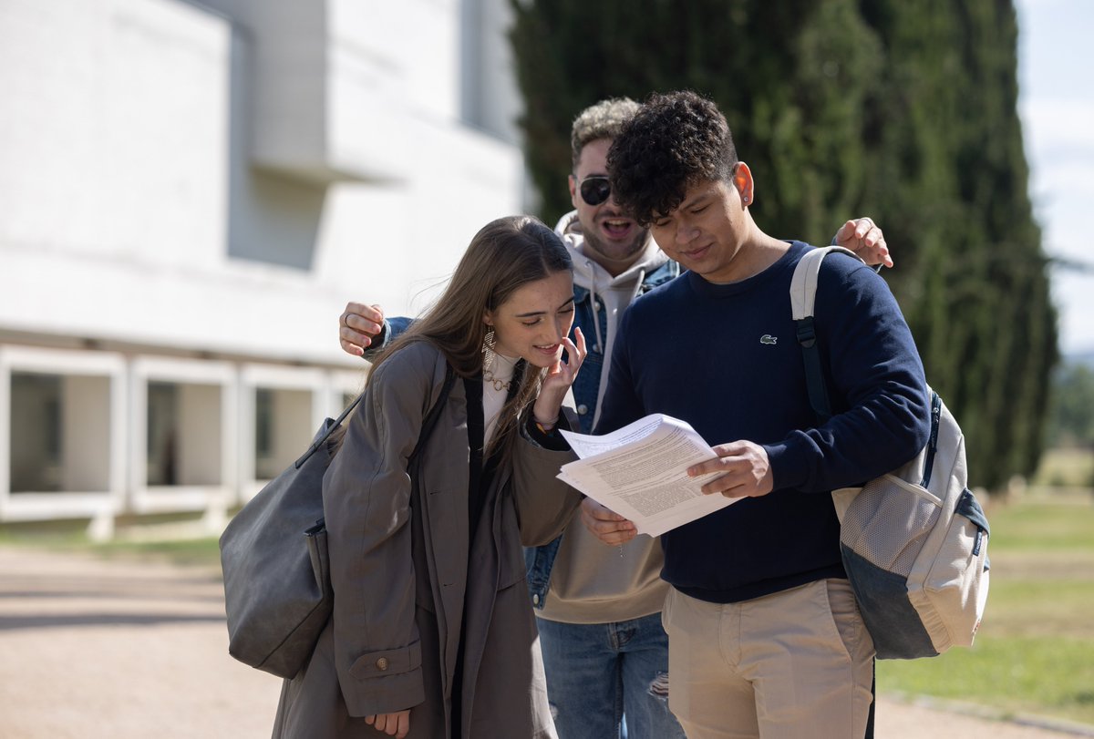 Gabinete de Comunicación Universidad de Valladolid (@uva_es) on Twitter photo <a href="/ConsejoSocUVa/">Consejo Social UVa</a> convoca 35 becas de investigación para el curso 2025-2026
Destinadas a estudiantes de la #UVa para iniciarse en tareas de formación e investigación
¡Infórmate! 👉consejosocial.inf.uva.es <a href="/ConsejoSocUVa/">Consejo Social UVa</a> convoca 35 becas de investigación para el curso 2025-2026
Destinadas a estudiantes de la #UVa para iniciarse en tareas de formación e investigación
¡Infórmate! 👉consejosocial.inf.uva.es