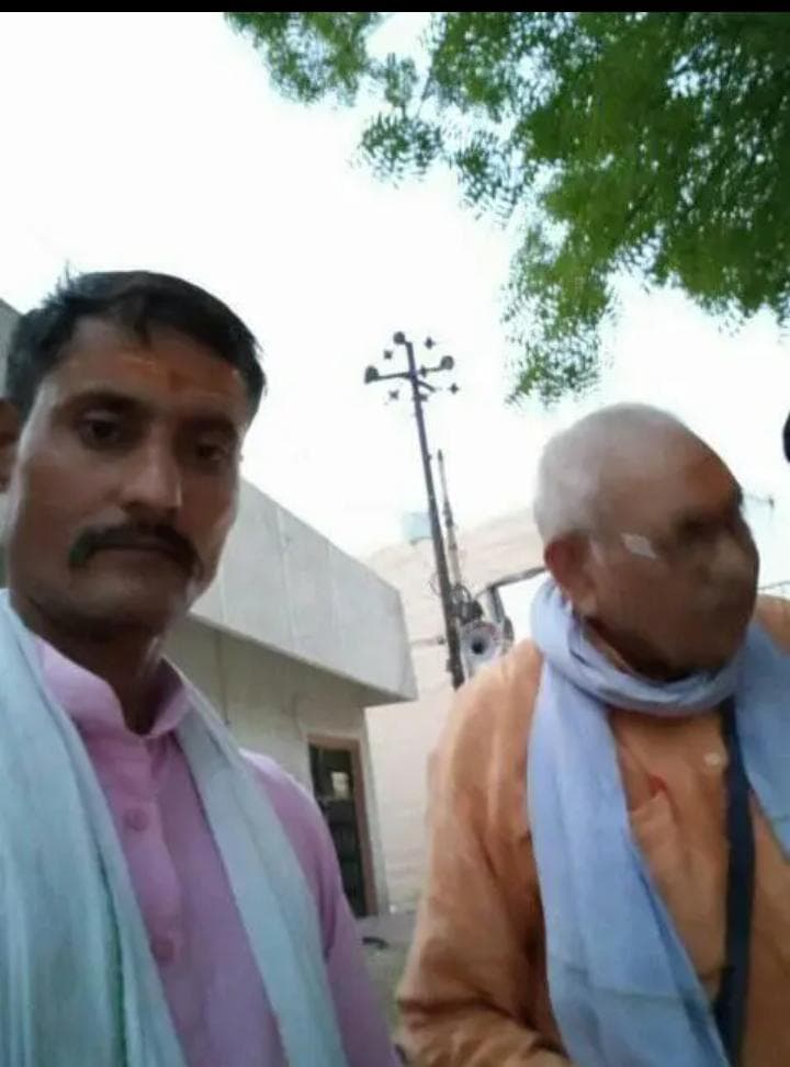 PavanBharatRSS's tweet photo. दुखद समाचार मेरे मार्ग दर्शक हम जैसे लाखों कार्यकताओं का निर्माण करने वाले
अभी कुछ देर पूर्व ABVP के पूर्व क्षेत्रीय संगठन मंत्री संघ के वरिष्ठ प्रचारक श्री राधेश्याम जी भाईसाब का देहावसान बरेली में हुआ है।
ओम शांति शांति शांति https://t.co/owuF3xZfG8