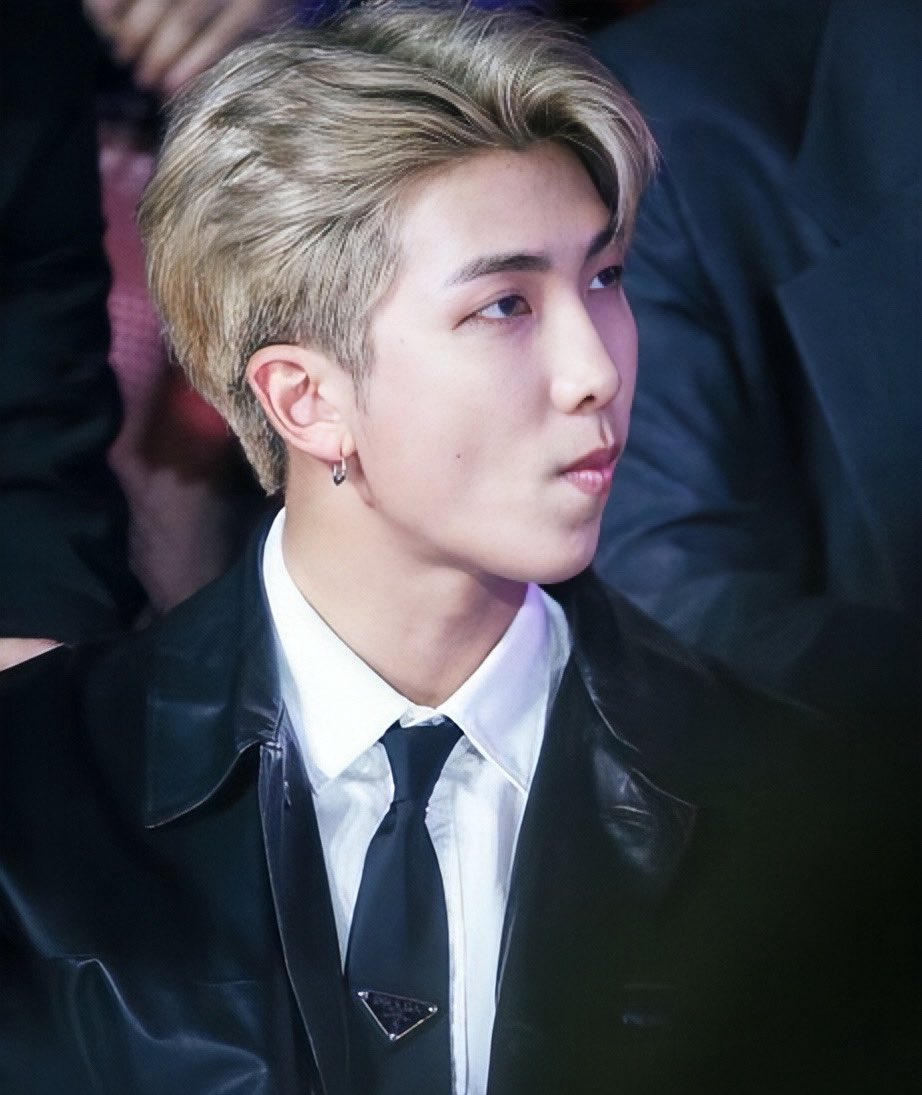 blessing the timeline with signature namjoon jaw clench