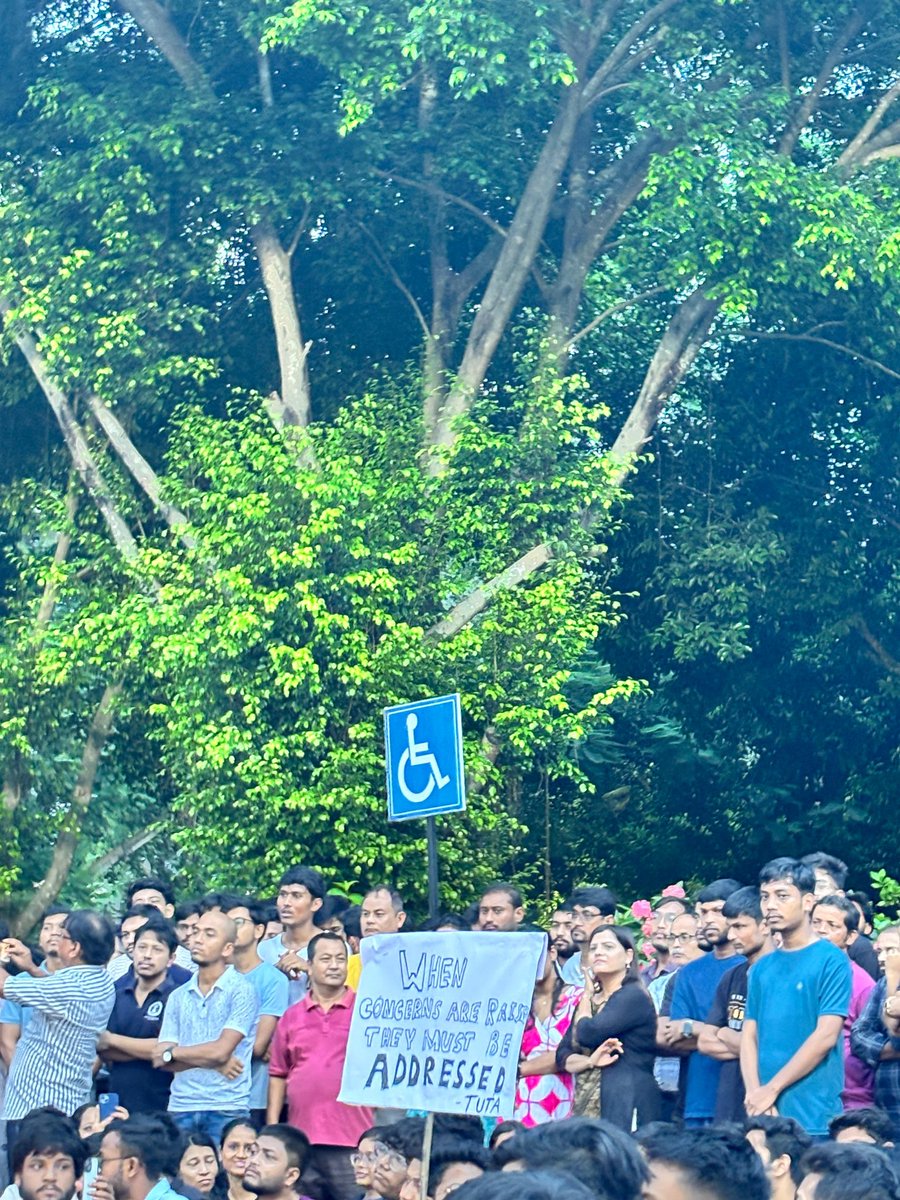 swapnil_swastik's tweet photo. Corruption shadows Shambhu Nath Singh's past from financial irregularities at his previous Uni to TU's declining rankings, power cuts, and mismanagement. And Zubeen's insult?Stop #JusticeforZubeenGarg #WeDemandTUSU #VCmustResign #Vcmissing #tezpuruniversity #TUinNews #ZubeenGarg https://t.co/7rnk7XIbQ3