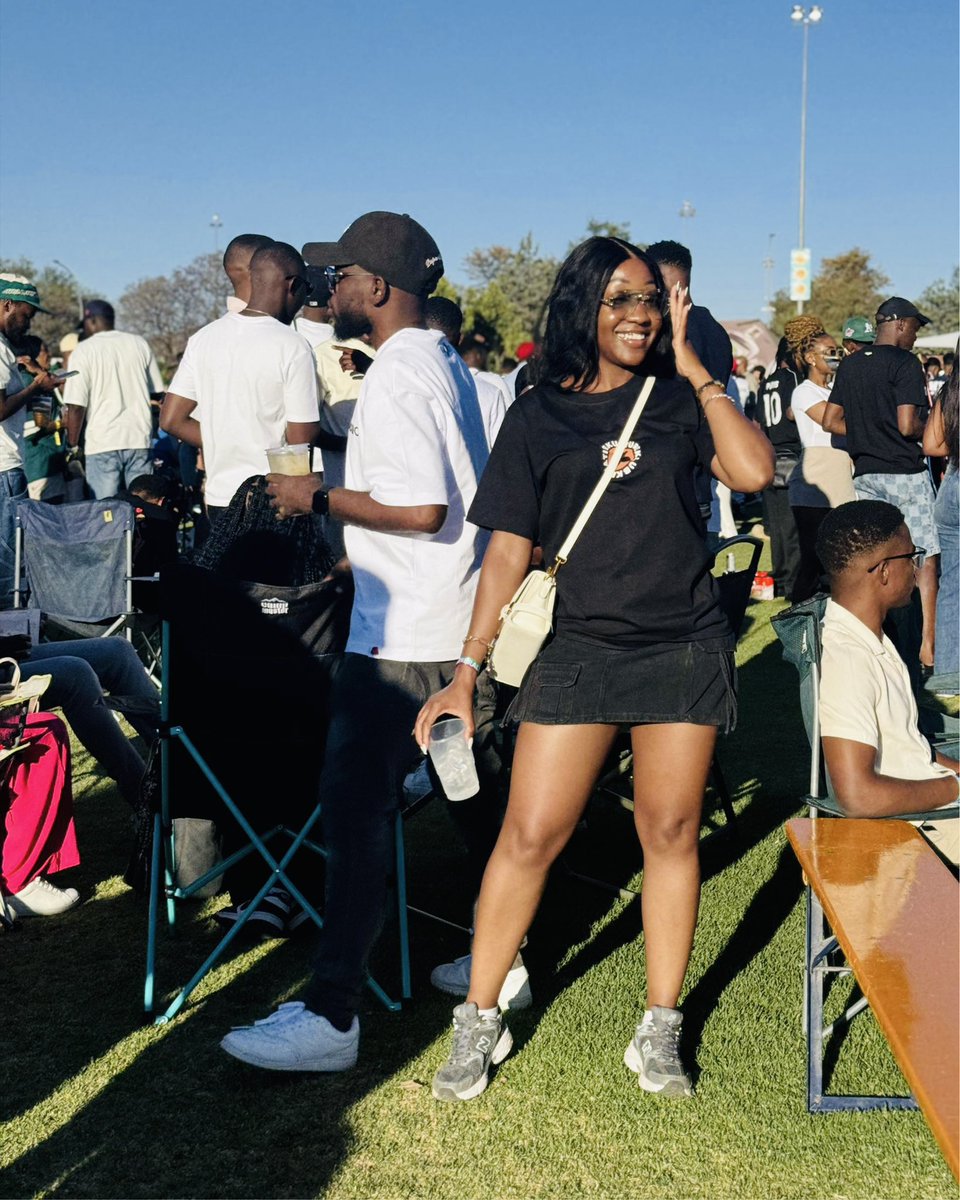 Dinholazo's tweet image. My good friend #Pewa rocking that new #KreativeKultureKlub BK3 🤾🏾‍♂️🔥N$400 ☎️0812145040 #fashion #follow #brand #fashiongram #explore #streetwear #fashionbrand #clothing #ig #insta #instamood