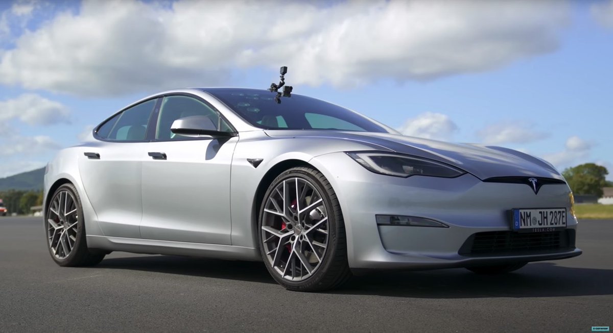 TheTeslaLife's tweet image. #Tesla #ModelS Plaid battles China’s 1500 hp monster Nurburgring monster, with surprising results
teslarati.com/tesla-model-s-…