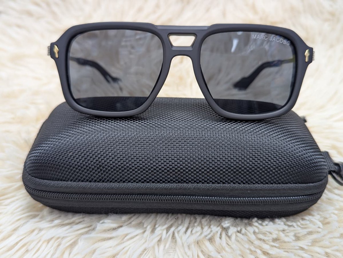 ImuNusrat555's tweet image. Shade your eyes, upgrade your style. 😎

Fresh stock of the coolest sunglasses is here! Don't miss out on the perfect pair.

🛒 Shop Now &amp;amp; Get 10% OFF!

Link in the first comment

#SunglassesSale #NewShades #StyleUpgrade #sale #flashsale #Sunglassesbd #bdlifestyle