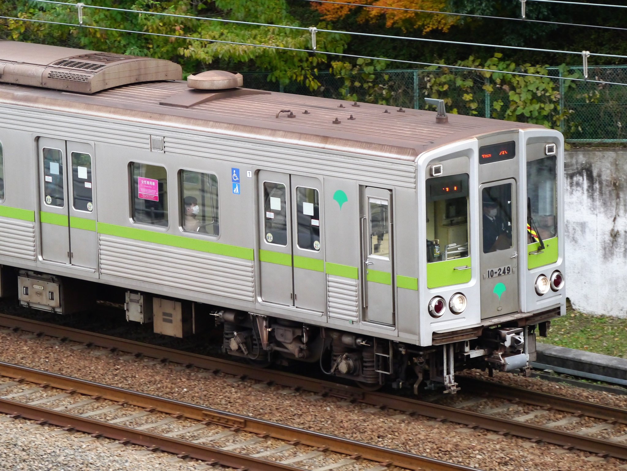 castle-train on X: 