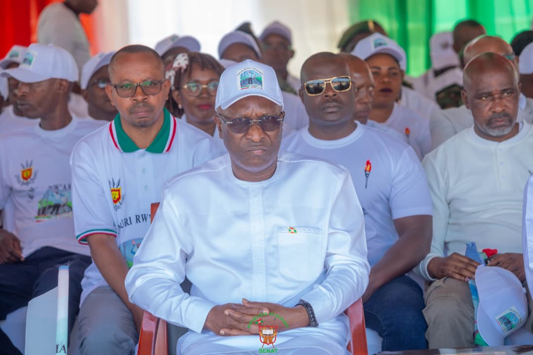Burundi_senat's tweet photo. #Burundi; Accompagné de ses Vice-Présidents, le Président du @Burundi_senat, Très Hon. Gervais NDIRAKOBUCA, a participé à l'ouverture officielle des activités de la caravane du Flambeau de la Paix, 19ème Édition, rehaussée par la présence S.E @GeneralNeva, à #Cankuzo, #Buhumuza https://t.co/tWVl1MvQ9f