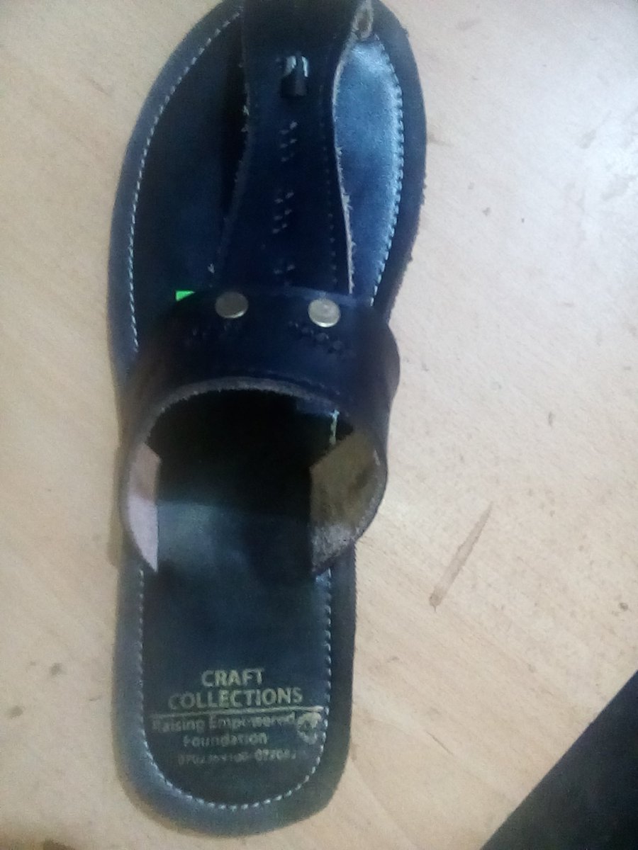 Did you know that every year, a staggering 300 million car tires are discarded in the United States alone? These tires often end up in landfills, releasing harmful toxins into our environment. But what if I told you that there’s a silver lining to seemingly every grim? Crafts!