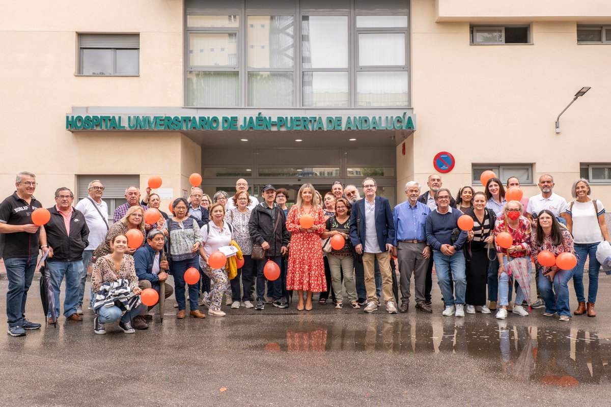 El Hospital de Jaén se suma al Día Mundial del Corazón promoviendo el deporte entre pacientes.

<a href="/eggonzalez78/">Elenagg</a>, delegada de <a href="/saludand/">Consejería de Salud y Consumo</a>, ha participado en las actividades organizadas junto a la Asociación ‘CardioJaén’, junto a pacientes, familiares y profesionales.