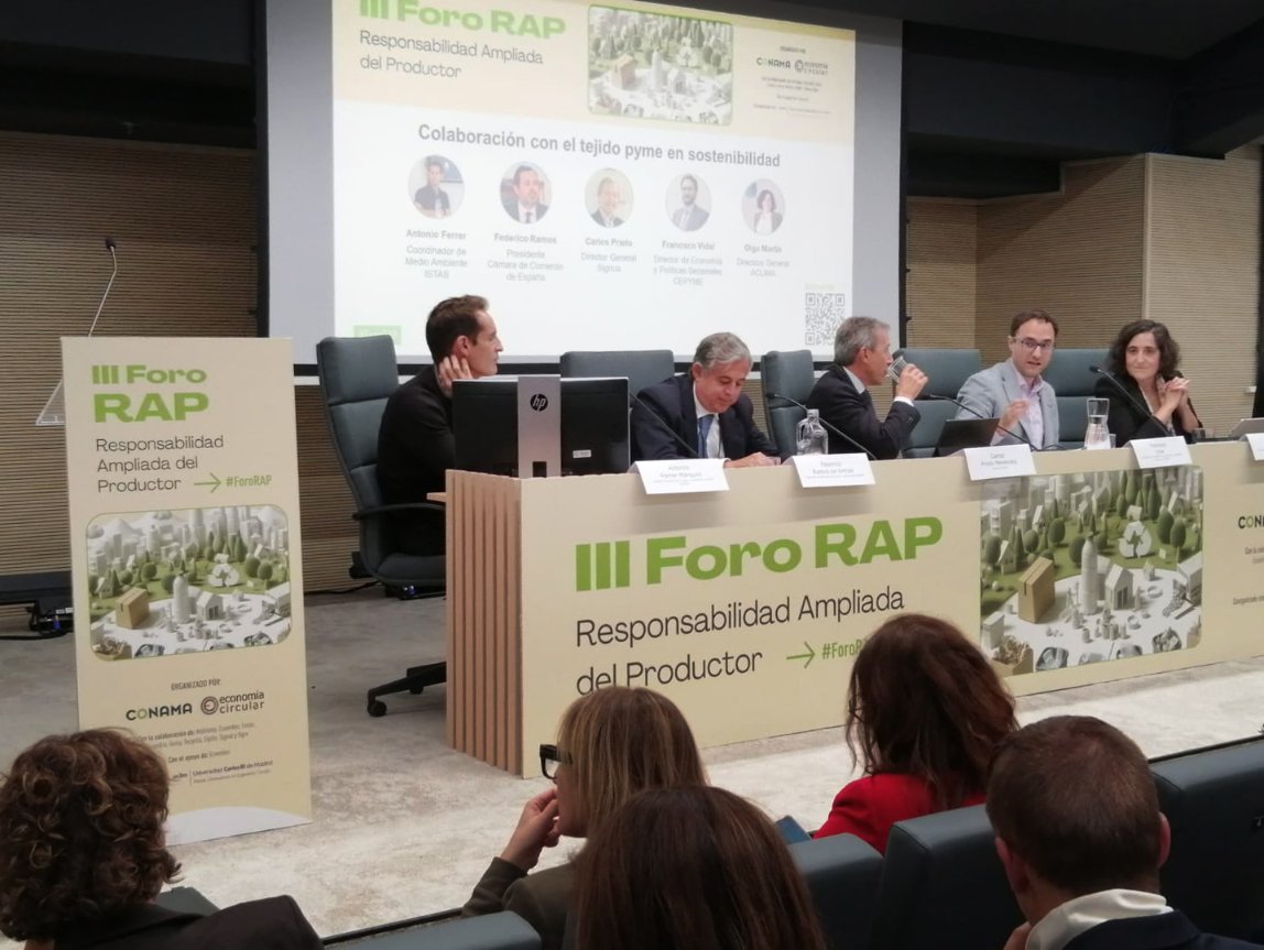 fundacion1mayo's tweet image. 🗣 Antonio Ferrer, técnico de @ISTASF1M de #Fundacion1Mayo, participa en la mesa redonda “¿Cómo colaborar con el tejido pyme en materia de sostenibilidad? Experiencias y visiones” en el III Foro RAP organizado por la Fundación CONAMA @SomosConama en Madrid
#fororap