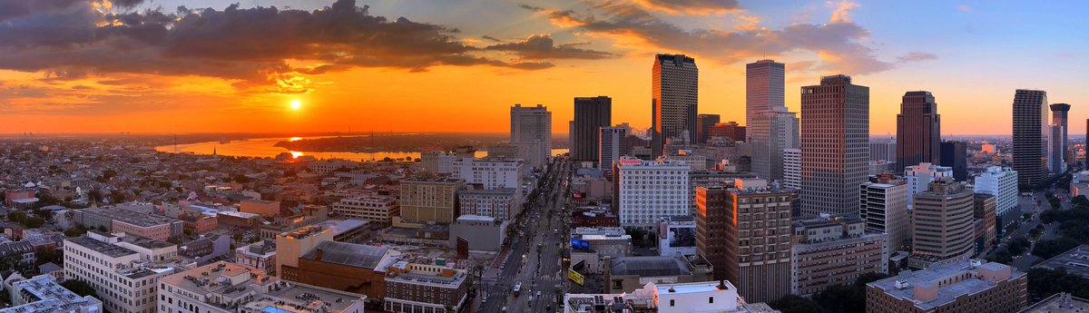 The beautiful New Orleans skyline