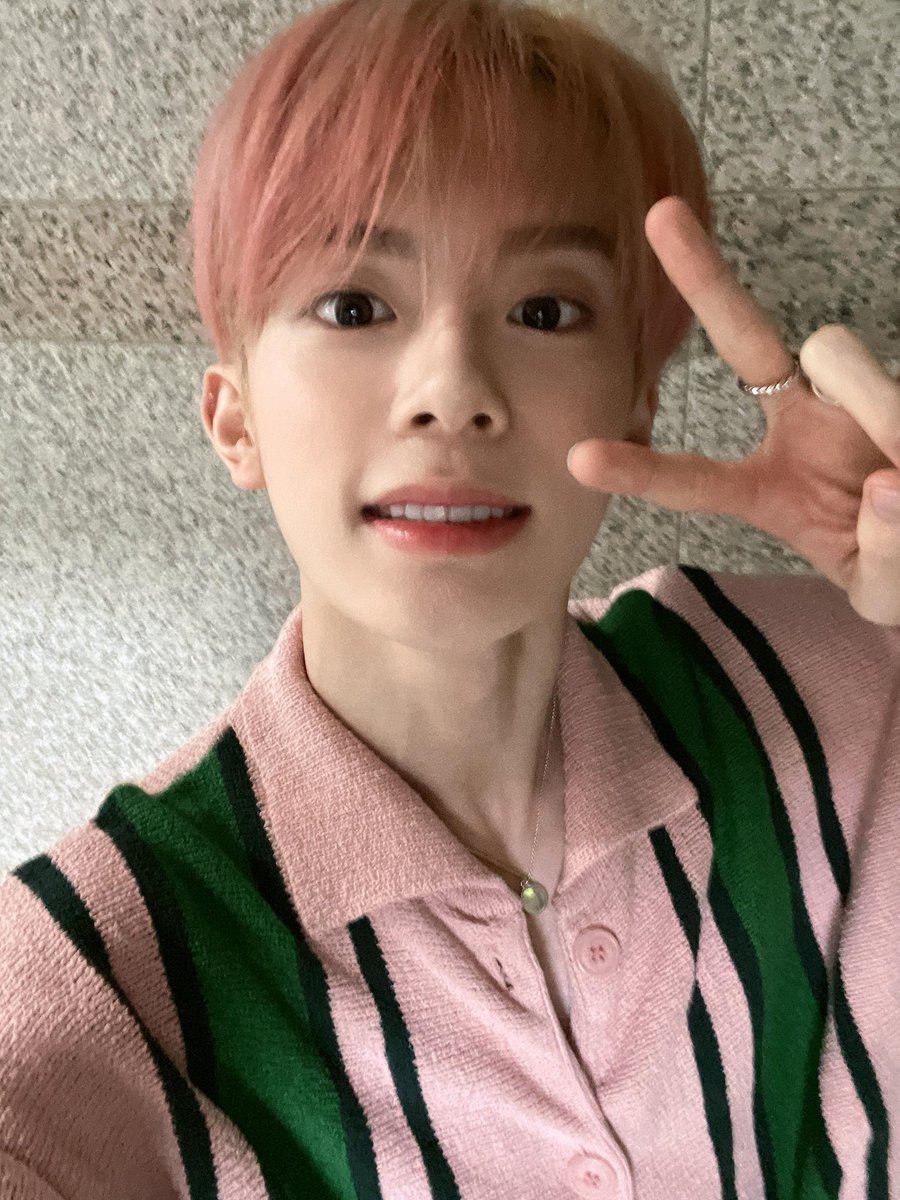 paz_mio0404's tweet photo. ピンク髪はメロすぎる
また髪染めてくれやんかな…🤔
カムバ楽しみ🤭
#BOYS2PLANET #VeriveryComeback
#花よりカンミン https://t.co/PzpCGwyZ3b