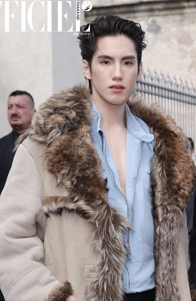 พีพีวิท789 (@ppwithpd) on Twitter photo รูปนี้คือทรงพลังมากจริงยิ่งมีโลโกด้วย
PHUTATCHAI PRADA MFW SS26
#PradaSS26xPHUTATCHAI
#PradaSS26
#PHUTATCHAI <a href="/phutatchai/">phutatchai</a> รูปนี้คือทรงพลังมากจริงยิ่งมีโลโกด้วย
PHUTATCHAI PRADA MFW SS26
#PradaSS26xPHUTATCHAI
#PradaSS26
#PHUTATCHAI <a href="/phutatchai/">phutatchai</a>