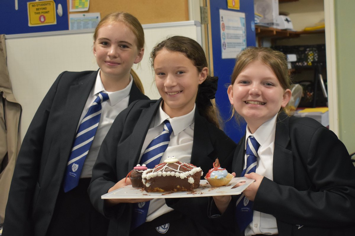Well done to our Year 7 pupils who participated in the Bake-Off inter-form on Friday, decorating spooky, Halloween inspired cakes.