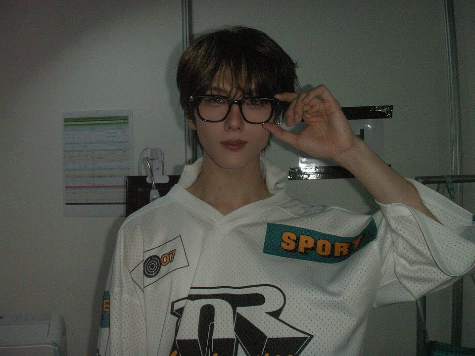 nariO2O5's tweet image. 250929 #지성 인스타그램 게시물 

🍷🥴 #indonesia #jakarta