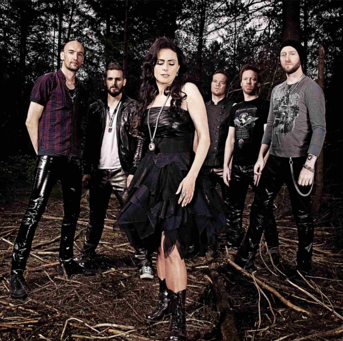 WTofficial's tweet image. We can&apos;t help it but.. Today we are feeling a bit nostalgic 😎. Do you know that we actually have a WT classic playlist? Listen to it at: wt.lnk.to/nostalgics
