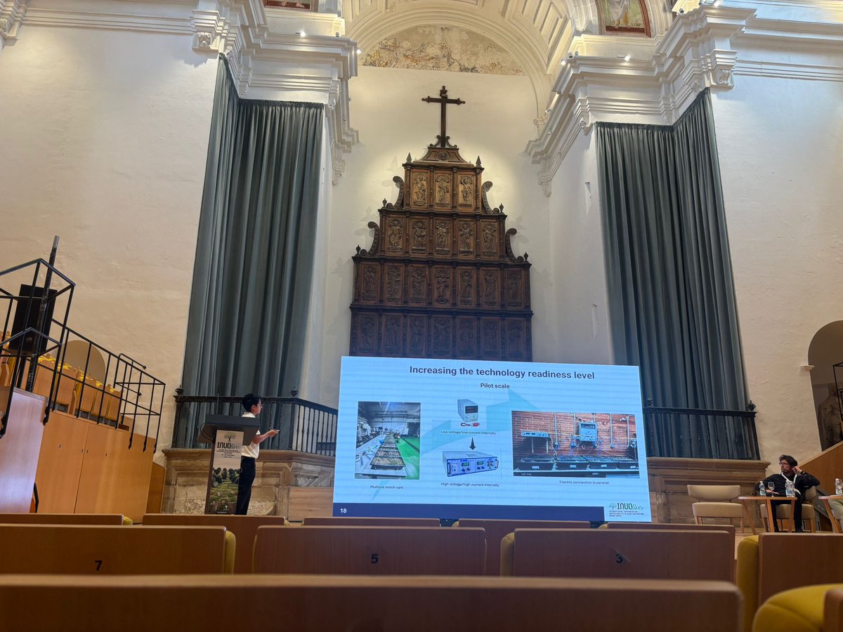 E3LGroup's tweet photo. Participation by Andrés Tibán with oral communication in #ICSOC2025, Úbeda (Jaén) with the title “Electrochemically-assisted soil remediation processes” in @SoilOlive project #SoilOlive #SoilMission #HorizonEurope https://t.co/EISdmWIZV5