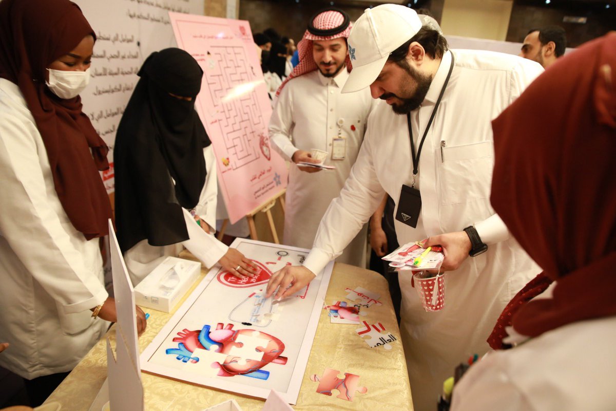 nsh_med's tweet photo. �✨ نفذ قسم القلب بـ #مستشفى_النور_التخصصي
فعالية اليوم العالمي للقلب 2025 تحت شعار “لا تفوّت لحظة” ⏱️💓
لنشر التوعية الطبية 🩺🌿 وتعزيز الاهتمام بصحة القلب ❤️

معًا من أجل قلبٍ ينبض بالحياة 💖
#اليوم_العالمي_للقلب #صحة_القلب https://t.co/fmmL4mniVV