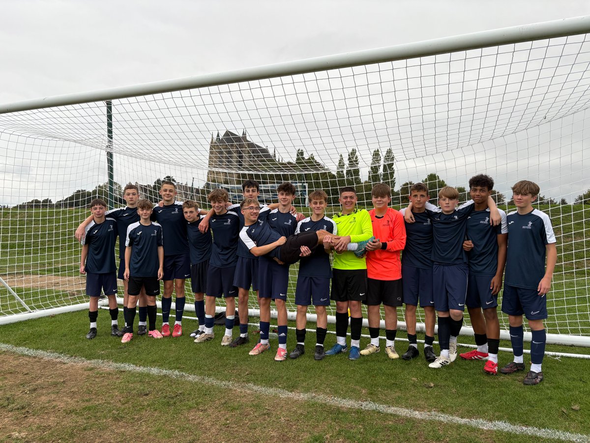 DurringtonHigh's tweet photo. Congratulations to the year 9 football team who have made it through to the 3rd round of the EFSA National Cup. They played some excellent football in an impressive performance vs Lancing College on Friday.
#TeamDurrington #proudofDHS https://t.co/X3Z8o2mOXR