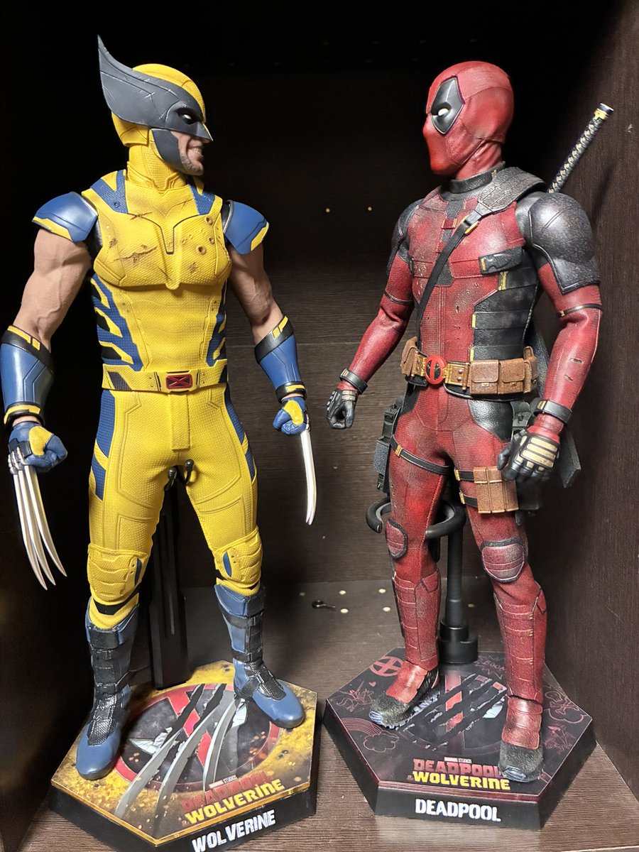 FIA_04_'s tweet photo. めちゃくちゃイケおじすぎるて...
#ホットトイズ
#ウルヴァリン
#デッドプール 
#マーベル
#marvel https://t.co/vRcwqoffOG