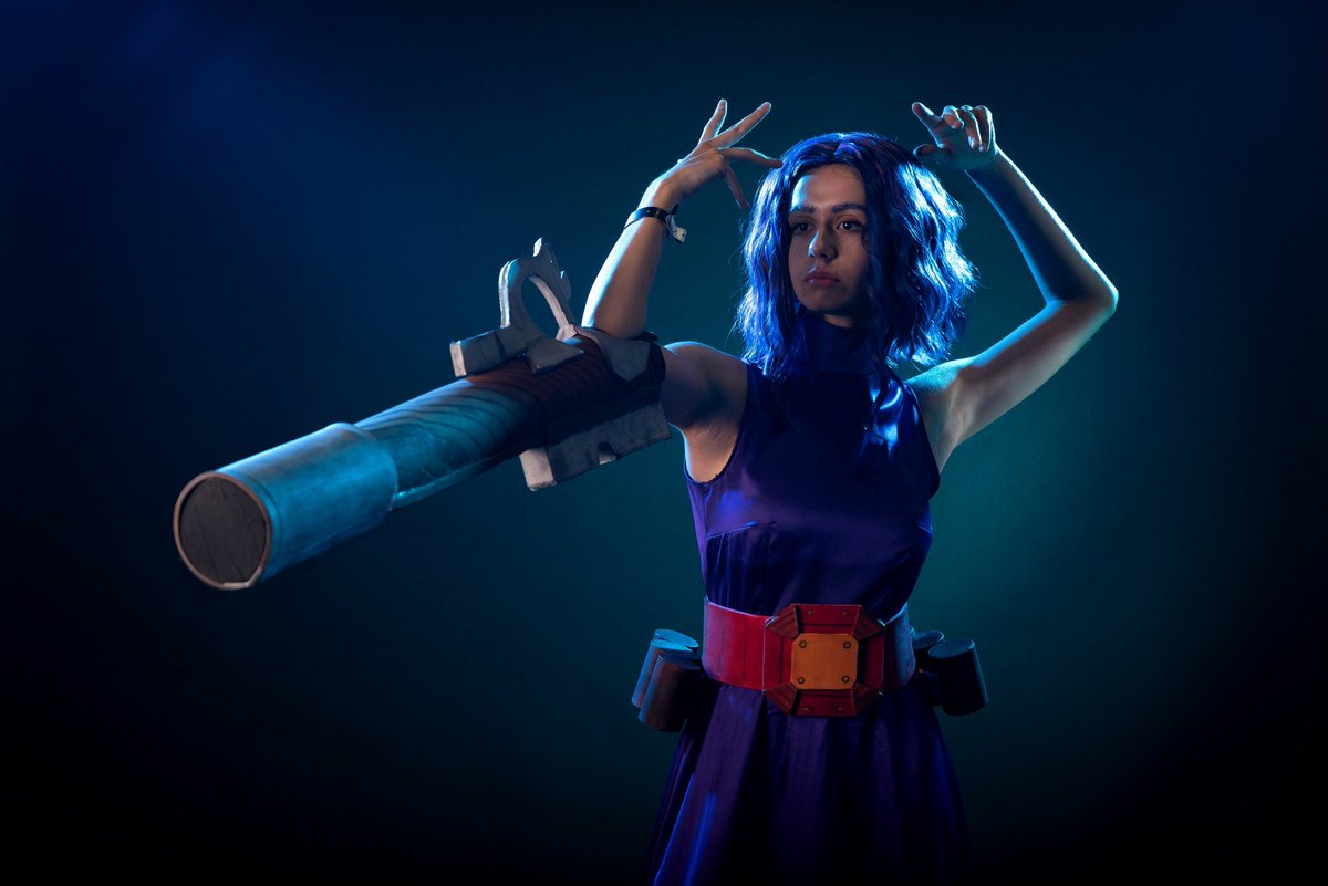 006Zenitsu's tweet image. As the year is wrapping up slowly I wanted to share some of my favourite photos of handmade cosplays I made this year. And had the opportunity to show two of them on a cosplay stage! &amp;lt;3
#1 - kanna / Love bullet 
#2 - Jeanne / Vanitas no Carte 
#3 - LadyNagant / MHA
#cosplay