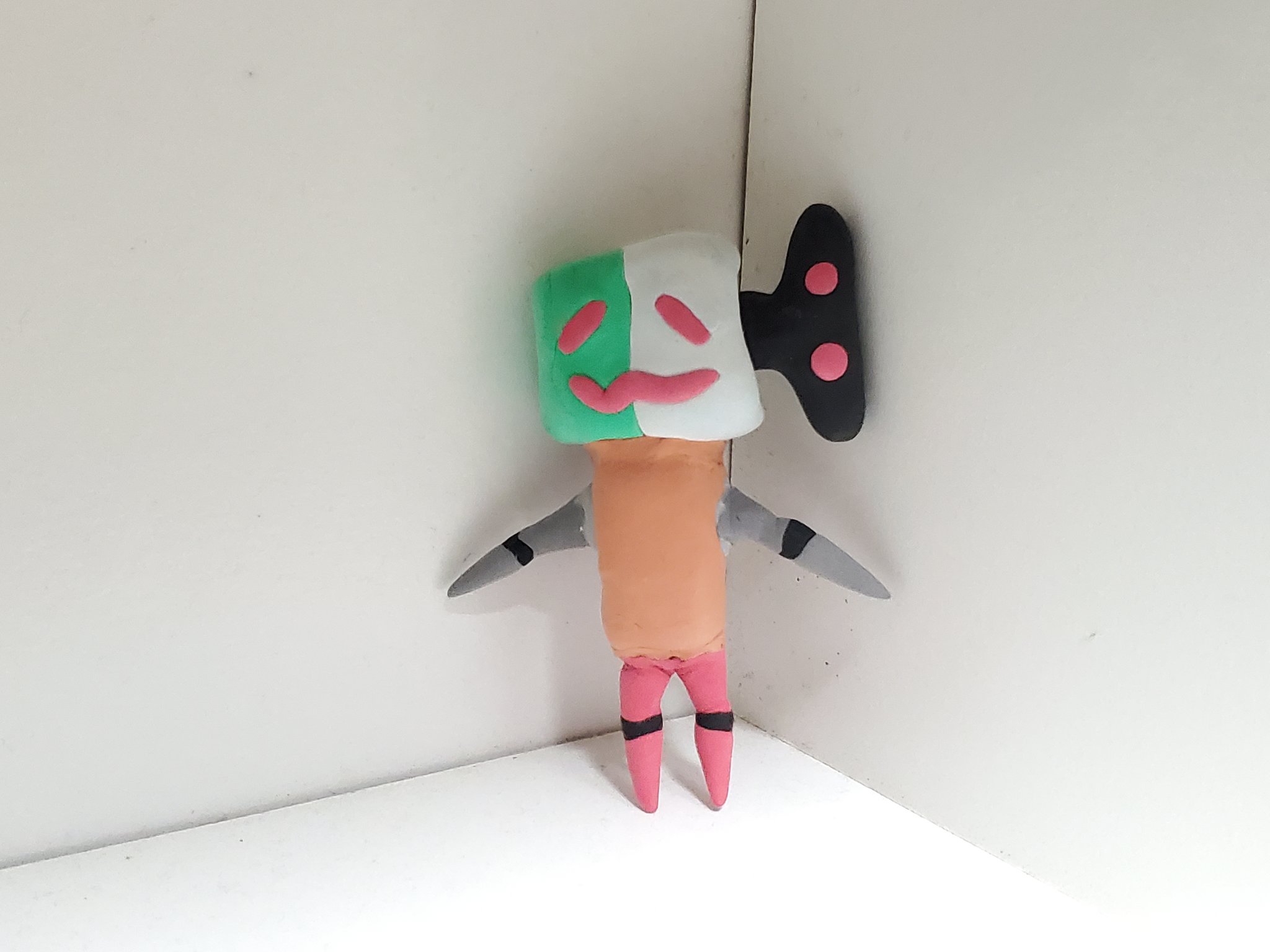 オリジナルキャラクター  紙粘土人形 紙粘土でオリジナルキャラクターを3D化！どんぐりちゃん、ついに