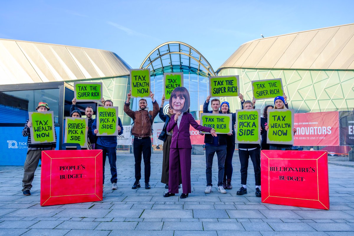 🚨BREAKING: Time for Rachel Reeves to pick a side and tax the super-rich

Ahead of the Chancellor’s speech today, we’re outside Labour conference demanding <a href="/RachelReevesMP/">Rachel Reeves</a> delivers a budget for the people + commits to wealth taxes to invest in our schools, hospitals and climate.