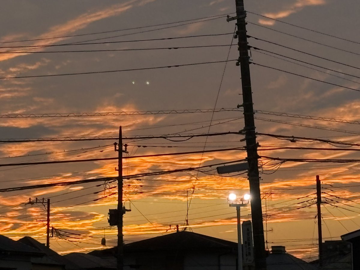 夕焼けめっちゃ綺麗です
#イマソラ
#夕焼け