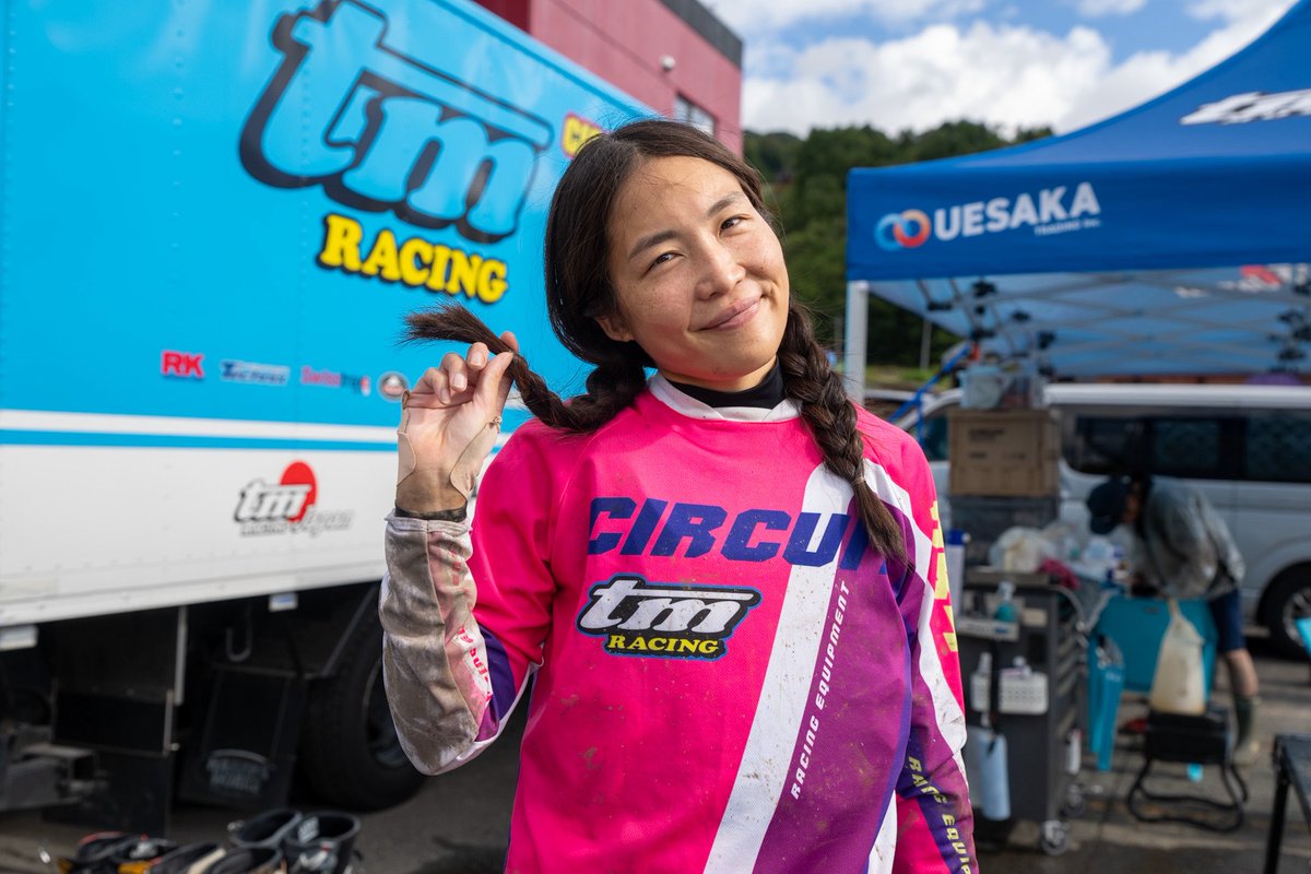 tmmoto_racing's tweet photo. 第4戦プラザ坂下 エンデューロ大会のエントリー終了まで残り1週間です!
まだエントリーしていない方はお忘れなく😎✨
#HTDE #JEC #第4戦プラザ坂下 #エンデューロ選手権 #TMMoto #おさげのライモモもエントリーしました https://t.co/doYWM6wQfy