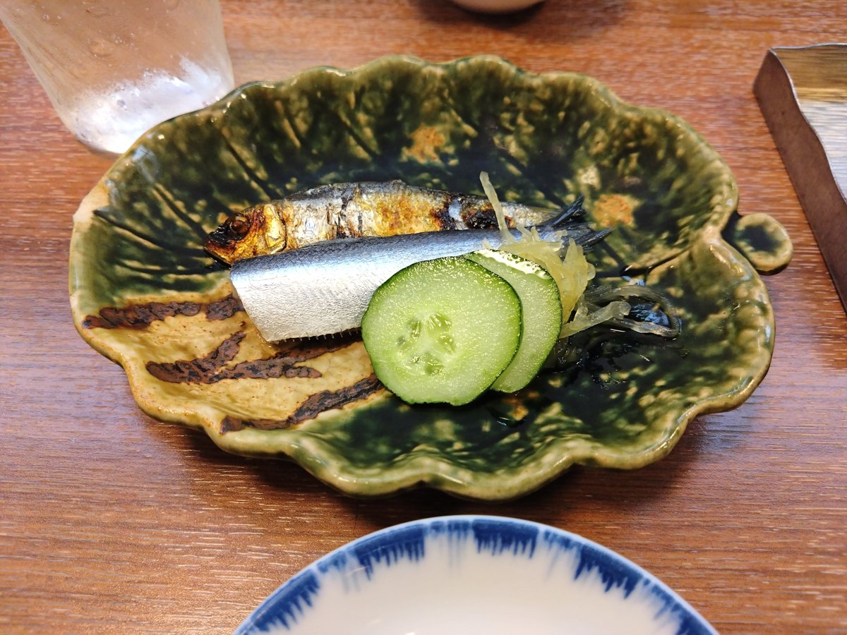 hanaha3104's tweet photo. 広島のあと、倉敷の美観地区に久々友達と行ってきた。
夜も朝も観光客で賑わってました。
案内所の方のおすすめ居酒屋がすごく美味しかった🐠 https://t.co/x2wArx8FxL