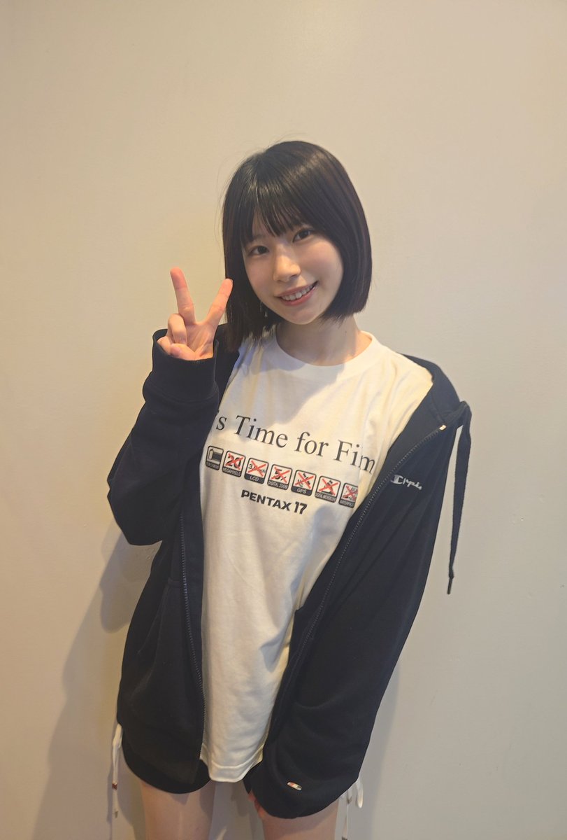 sawa5834's tweet photo. PENTAXさんからTシャツ貰ったー！
普通に可愛くて、早速大学に来て行っちゃった🥰
ありがとうございました！ https://t.co/zYrsn8KlU6