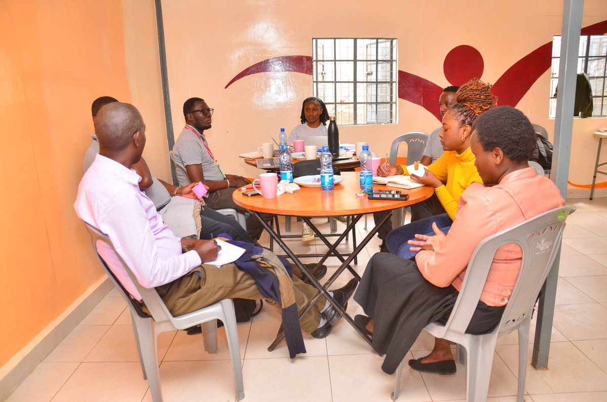PaaMoja's tweet image. Honored to host @CRVPF1 regional director and Kenya National Consultant in a special learning visit! Seeing the real impact, like a parent transforming from abusive to communicative, proves change is happening. Powerful! 🌍✨  #EndViolenceAgainstChildren #KorogochoVac
