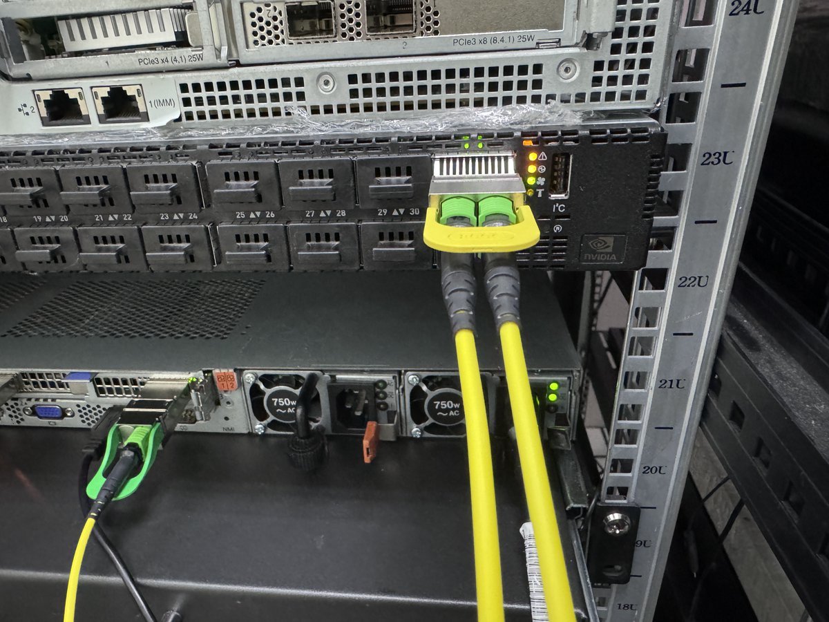 Optech_Tech's tweet image. Optech has #OpticalTransceivers and #Cables (DAC, AOC) compatible with various brands. 

To guarantee the compatibility of our products, Optech testing area is equipped with every brand we offer compatibility with. 

bit.ly/3cifPMt

#IT #Datacenter #Telecom #Network #AI