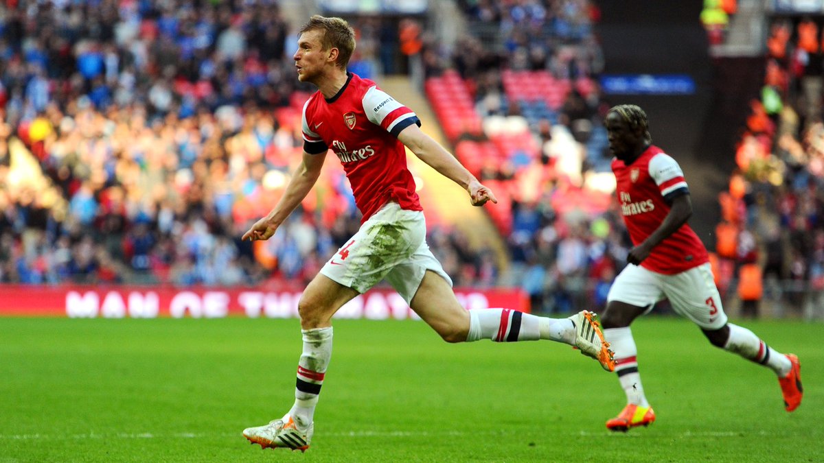 Arsenal tweet picture