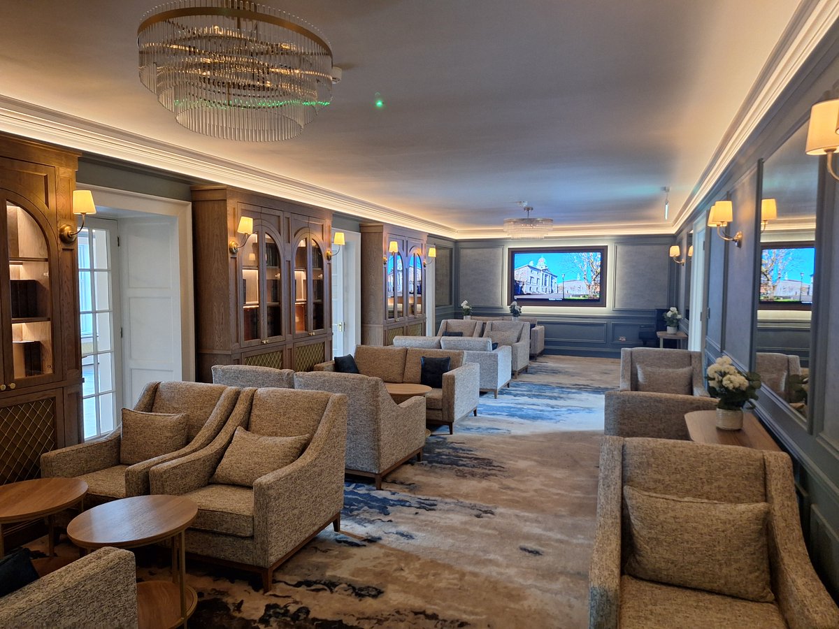 The <a href="/LawSocIreland/">Law Society Ireland</a> Council election takes place from Wednesday 1 October in which I will be seeking re-election.
The photo below shows the magnificently refurbished members' lounge, reopened to members this month.
Hoping that all solicitors use their vote.