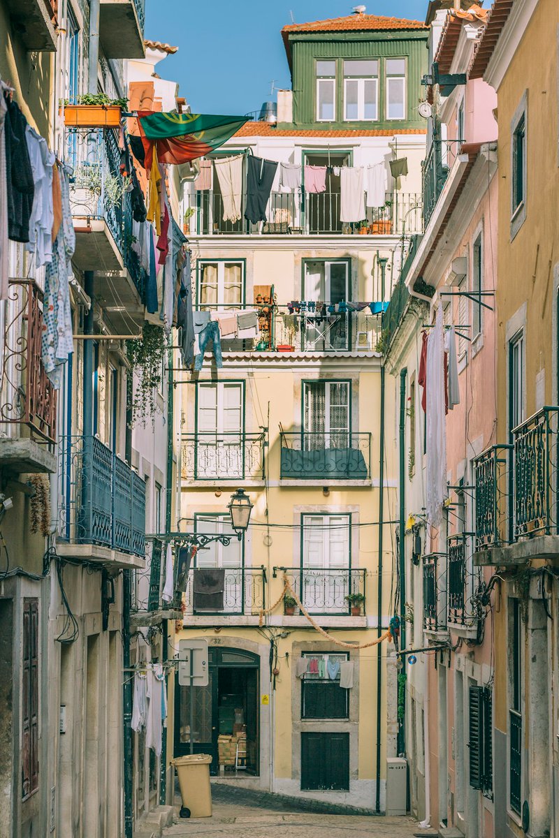 "Rua das Madres [Freguesia de Estrela]"
Freguesia de Estrela
Rua das Madres, Lisboa, Portugal