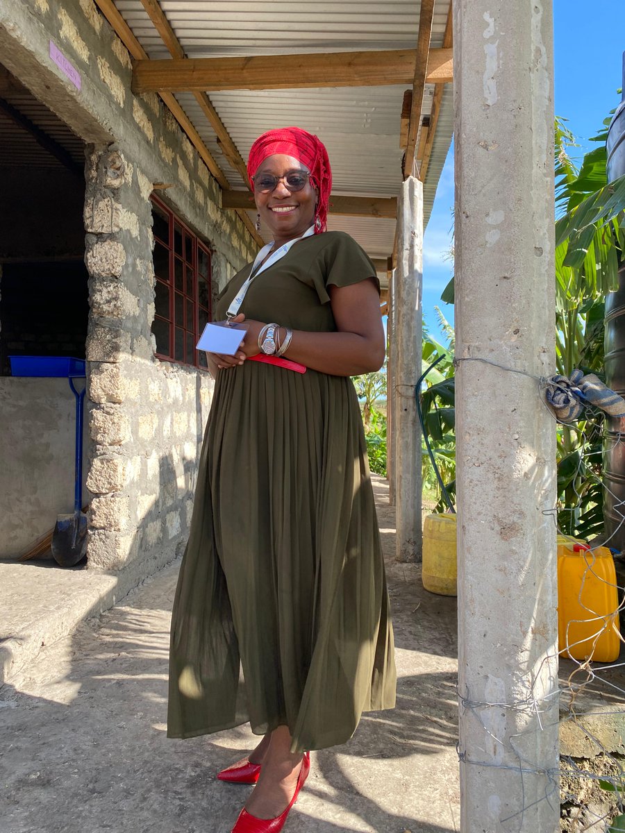 mafanikio_org's tweet photo. Good morning educators. We send our heartiest belated birthday wishes to our founder @DMunanairi She had a vision and with God's help, Mafanikio CBO was formed. She has changed many people's lives and we are glad for it. May Allah continue to watch over you! https://t.co/xnB0A3RfSM