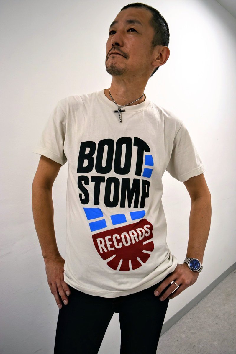 bootstomp_rec's tweet photo. ANGER FLARES
#bootstomp #bootstomprecords #oi #skinhead #mod #punk #streetpunk #angerflares https://t.co/C09Zz4zUgm