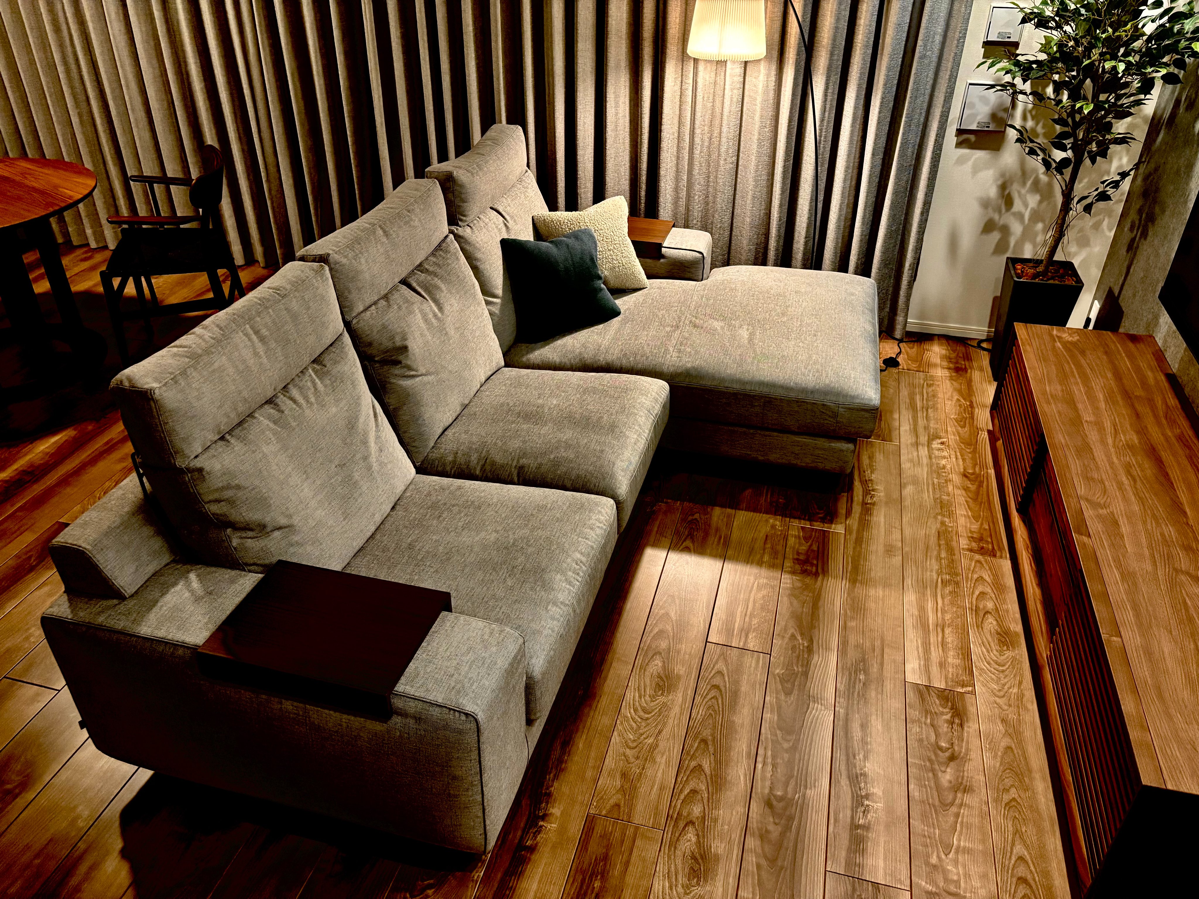 【最終値下げ☆】NOYES製 ワインレッド ファブリックソファセット 最終値下げ☆】NOYES製 ワインレッド ファブリックソファセット