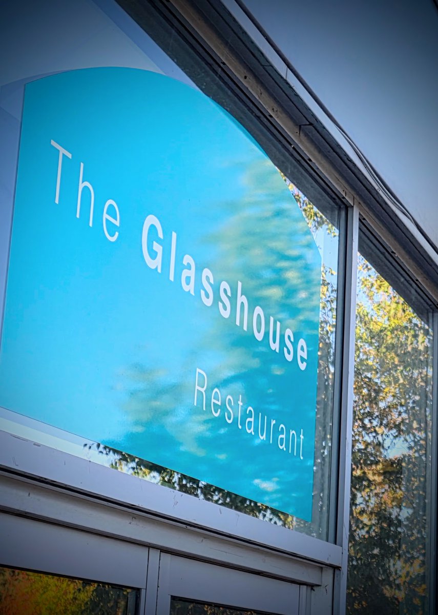 Darlingtonfe's tweet photo. Calling all foodies! 

Darlington College’s Glasshouse Restaurant has just released its latest special event dates and menus on its webpages.

Find out more: https://t.co/EbfCpDWPqL

#restaurant #hospitality #catering #food #foodie #darlington #teesvalley #durham #northyorkshire https://t.co/qRrs0FWjd7