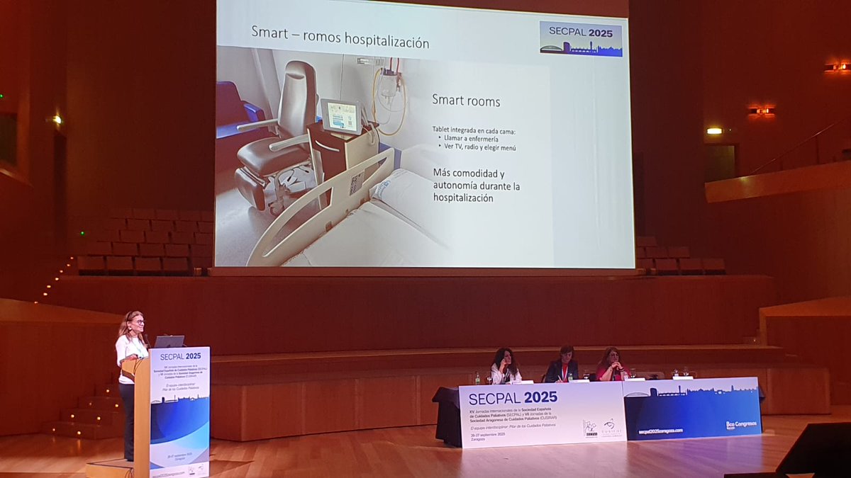 Una de mis sesiones favoritas de #SECPAL2025 fue la de <a href="/abian_maria/">Maria Herrera Abian</a> sobre la #tecnología al servicio del paciente en #cuidadospaliativos. Nos presentó: realidad virtual como refugio y otras herramientas digitales que mejoran el confort y facilitan el cuidado, como la #IA SCRIBE👩‍💻
