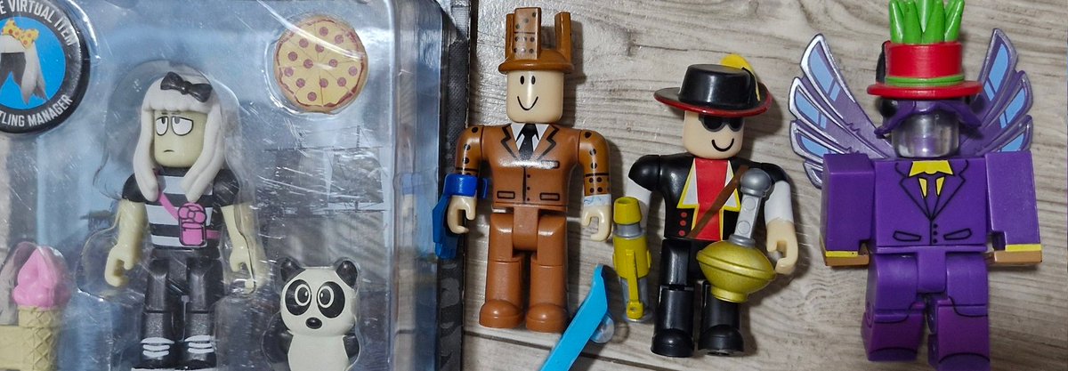 #robloxadmins #workatpizzaplace 
🤑🤑🤑🤑🤑🤑🤑🤑🤑🤑
Yeah
Say hi to my new family