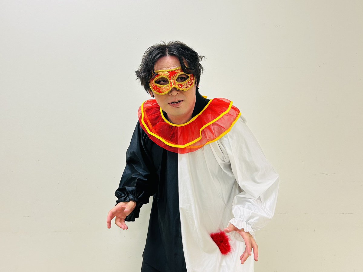 榛葉薫人 Yoshito Shimba (@yoshito_smb) on Twitter photo 『ホフマン物語』終演〜
四変化!!お疲れさまでした!!!!!!!!れ!!!!!! 『ホフマン物語』終演〜
四変化!!お疲れさまでした!!!!!!!!れ!!!!!!