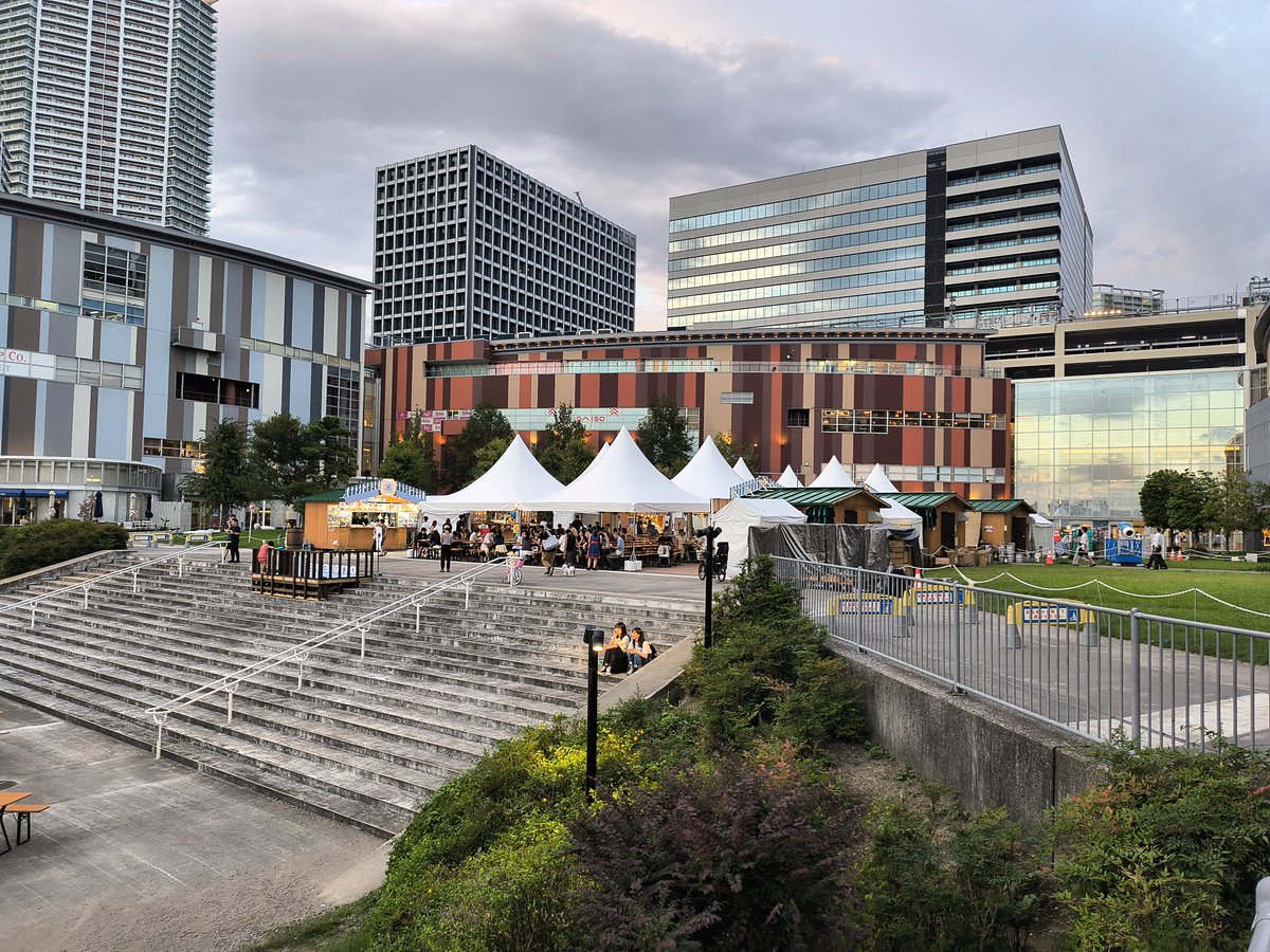 harusaku1974's tweet image. シゴオワ直行ビール🍻
豊洲
#秋のオクトーバーフェスト
#HackerPschorr
5種飲み比べ
①Weizen Beer
②anno 1417 Kellerbier
③Munchener Gold
④Oktober fest Beer
⑤Weizenbock
一推しは⑤
飲み比べは選べないとのことで5種飲んだ⋯
#クラフトビール