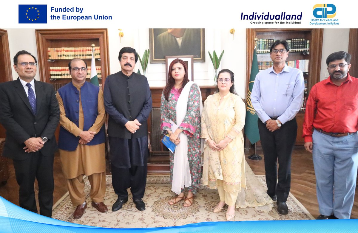 cpdi_pakistan's tweet photo. CPDI Delegation Meets Governor Punjab on RTI implementation and Journalist Safety legislation in Punjab.
#strengthenrti #punjab #rticommission #InformationCommissioner #CPDI #RightToInformation #JournalistSafety #repealpeca2025 #MediaFreedom https://t.co/eqBJRD5zAM