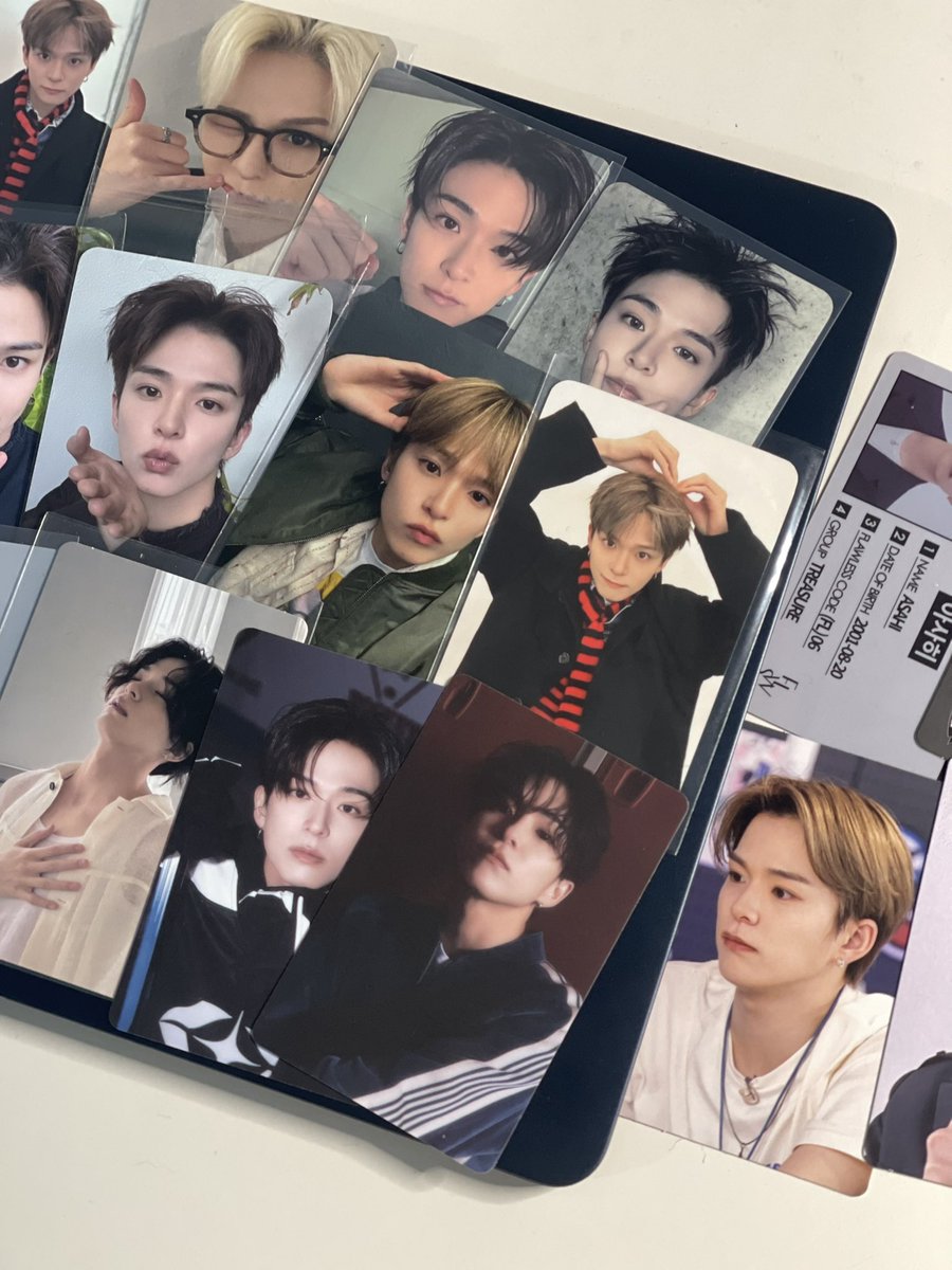 dairymakeu's tweet photo. help rt juseyong ٩( 'ω' )و

ada yang cari pc pc asahi ini &amp; tau market price sekarang gak? boleh bantu dm aku yaa

t. asahi treasure #TREASURE 아사히 wta wts wtt photocard pc sharing trejo 트레저 양도 포카 https://t.co/HikeqSSamZ